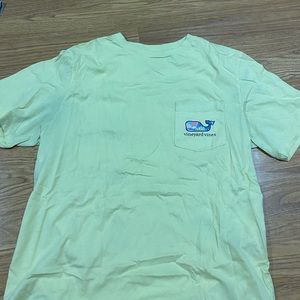 PASTEL YELLOW VINEYARD VINES T-SHIRT